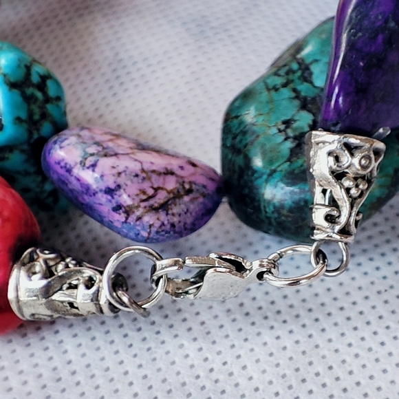 Dyed Howlite Fat Heavy Chunky Faux Turquoise Stone Necklace Silver Tone NWOT - Picture 5 of 9